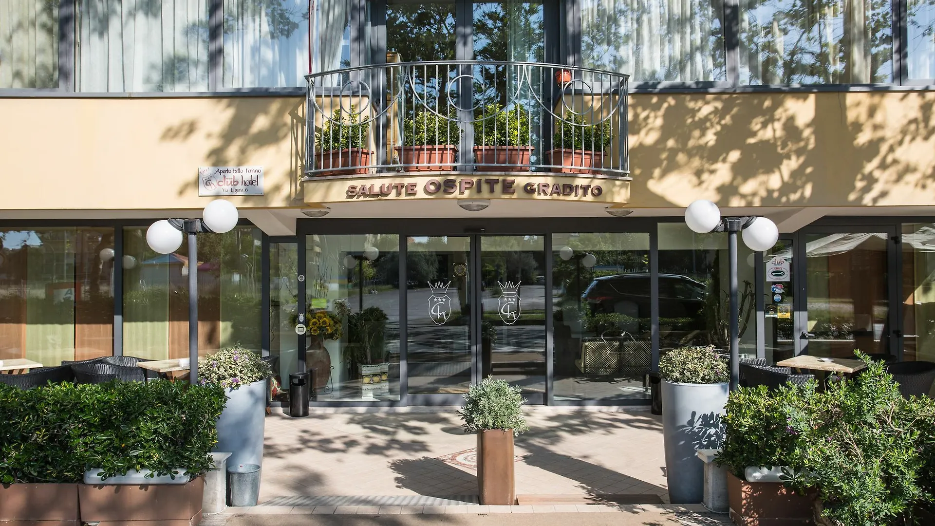 ***  hotel club Misano Adriatico Italia